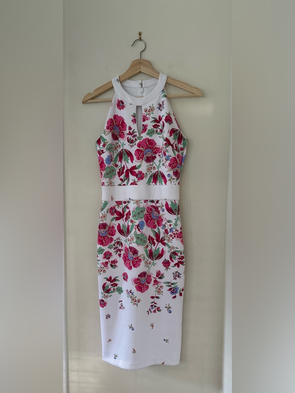White Feminine Floral Halter Bodycon Sheath Midi Dress